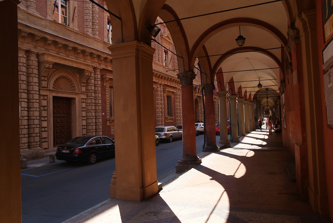 bologna italia portici arcade