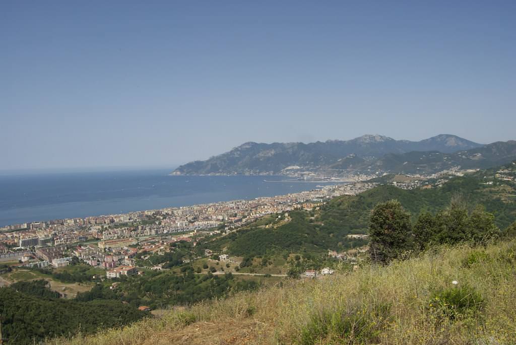 salerno dalle colline di giovi montena