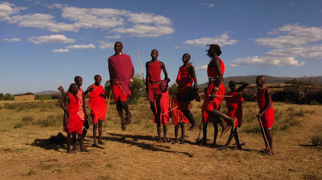 tribu masai kenya cielo nuvole